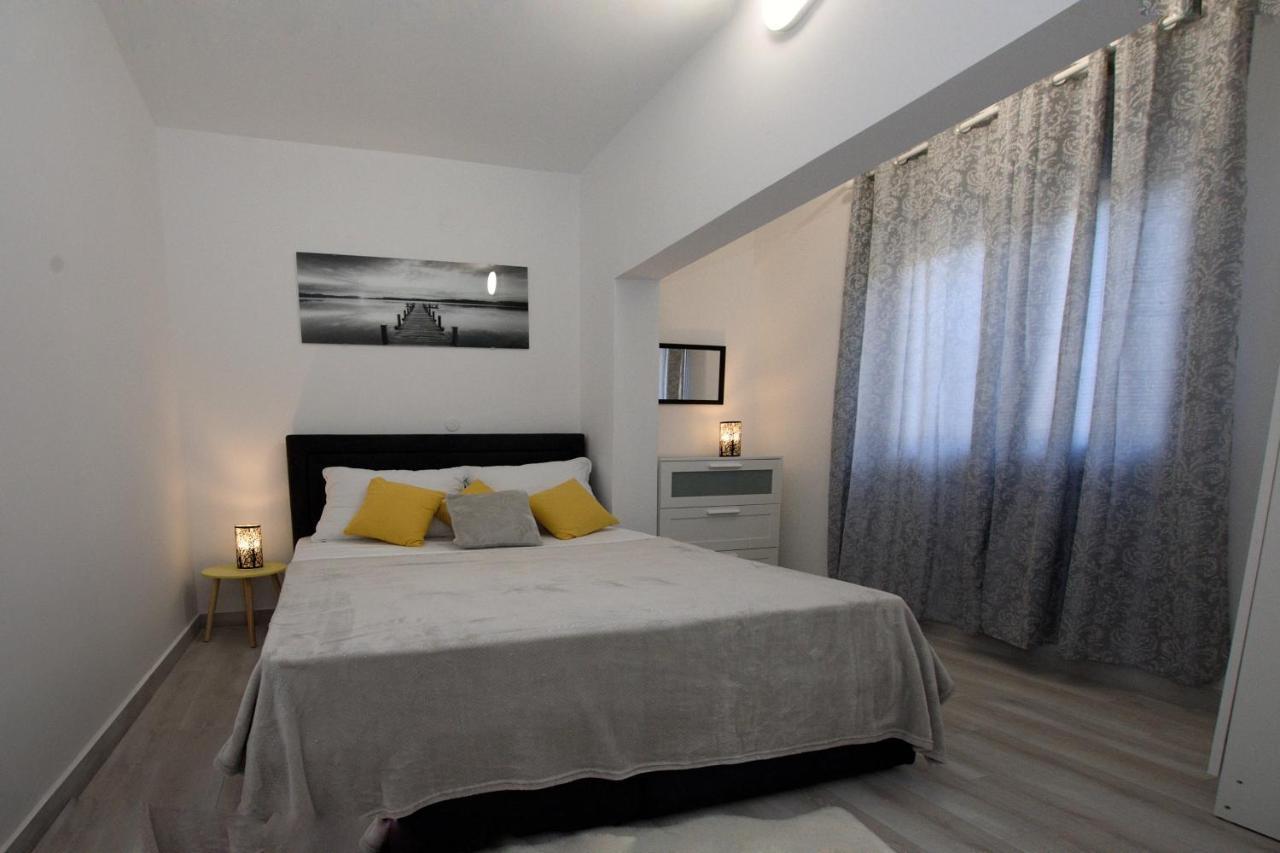 Apartments By The Sea Kozino, Zadar - 5803 Exterior foto